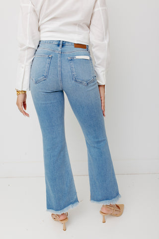 HIDDEN: Day Trip Flare Jeans, MEDIUM LIGHT